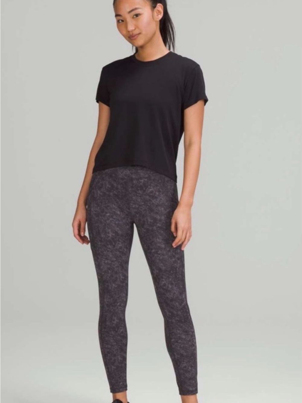 Lululemon Wunder Train High Rise Tight 28” - Picture 2 of 7